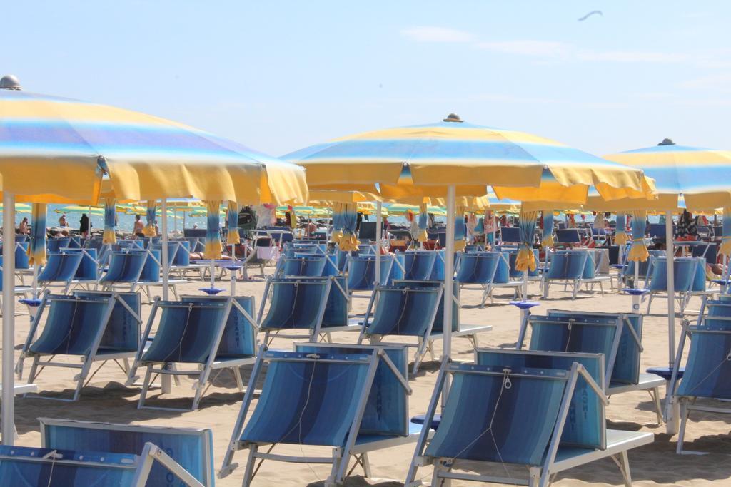 Hotel Holiday Sunshine Summer Misano Adriatico Εξωτερικό φωτογραφία